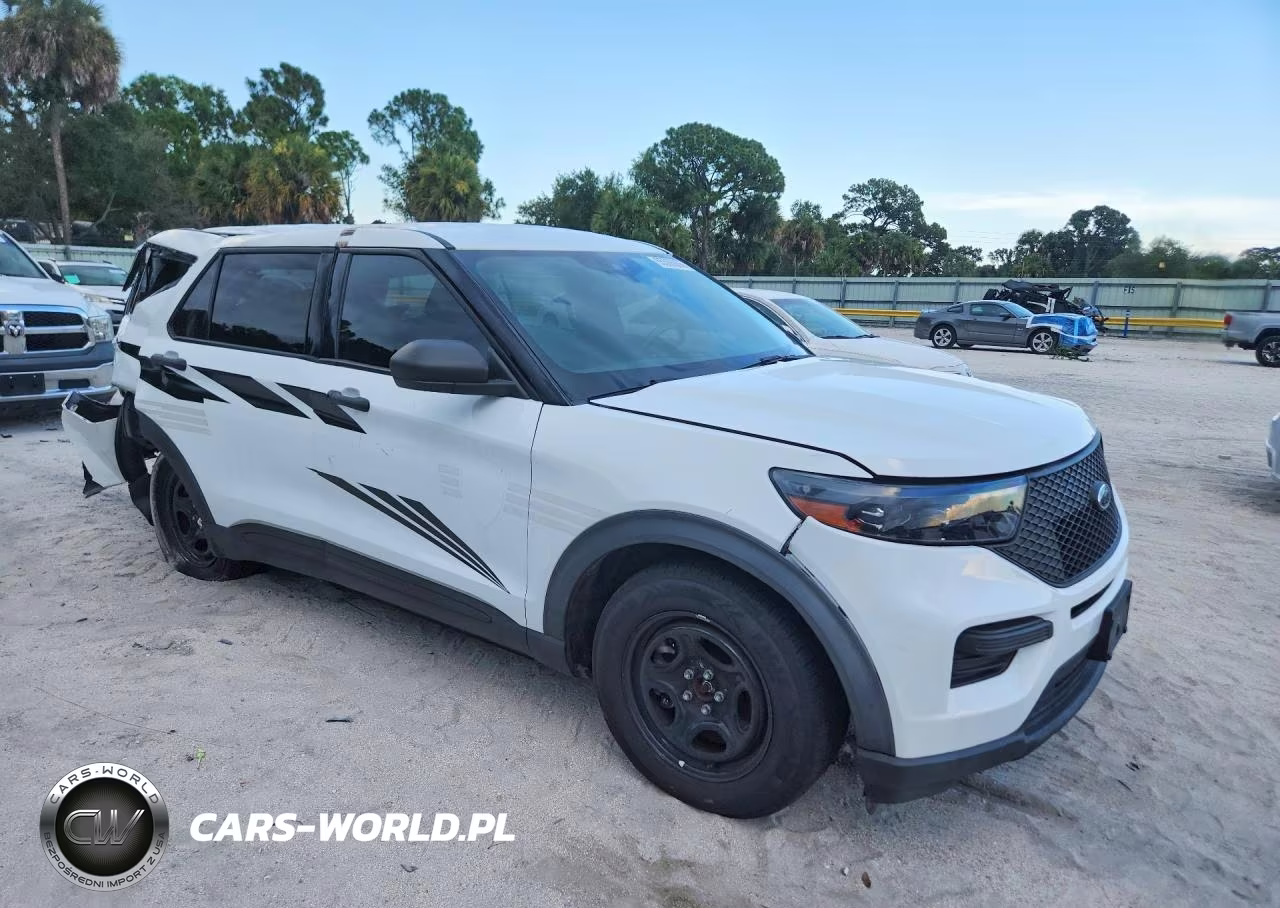 2021 Ford Explorer Police Interceptor VIN:1FM5K8AW4MNA10519 - 4