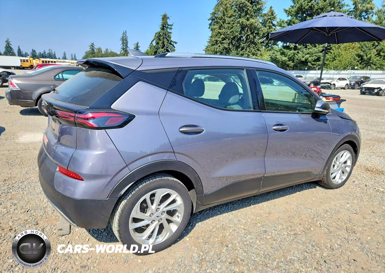 2023 Chevrolet Bolt Euv Lt VIN:1G1FY6S08P4139999 - 3