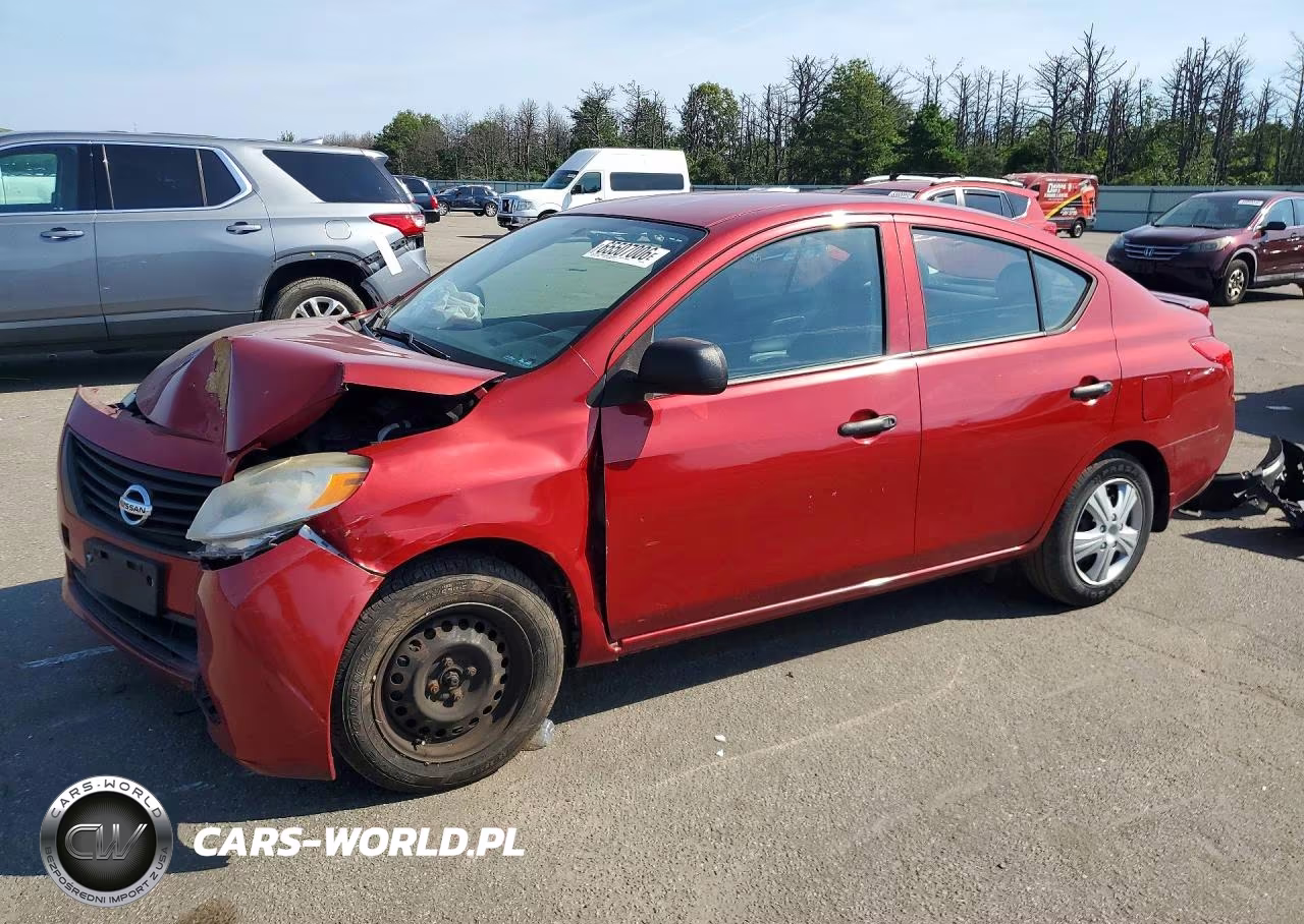 2013 Nissan Versa 1.6 S
