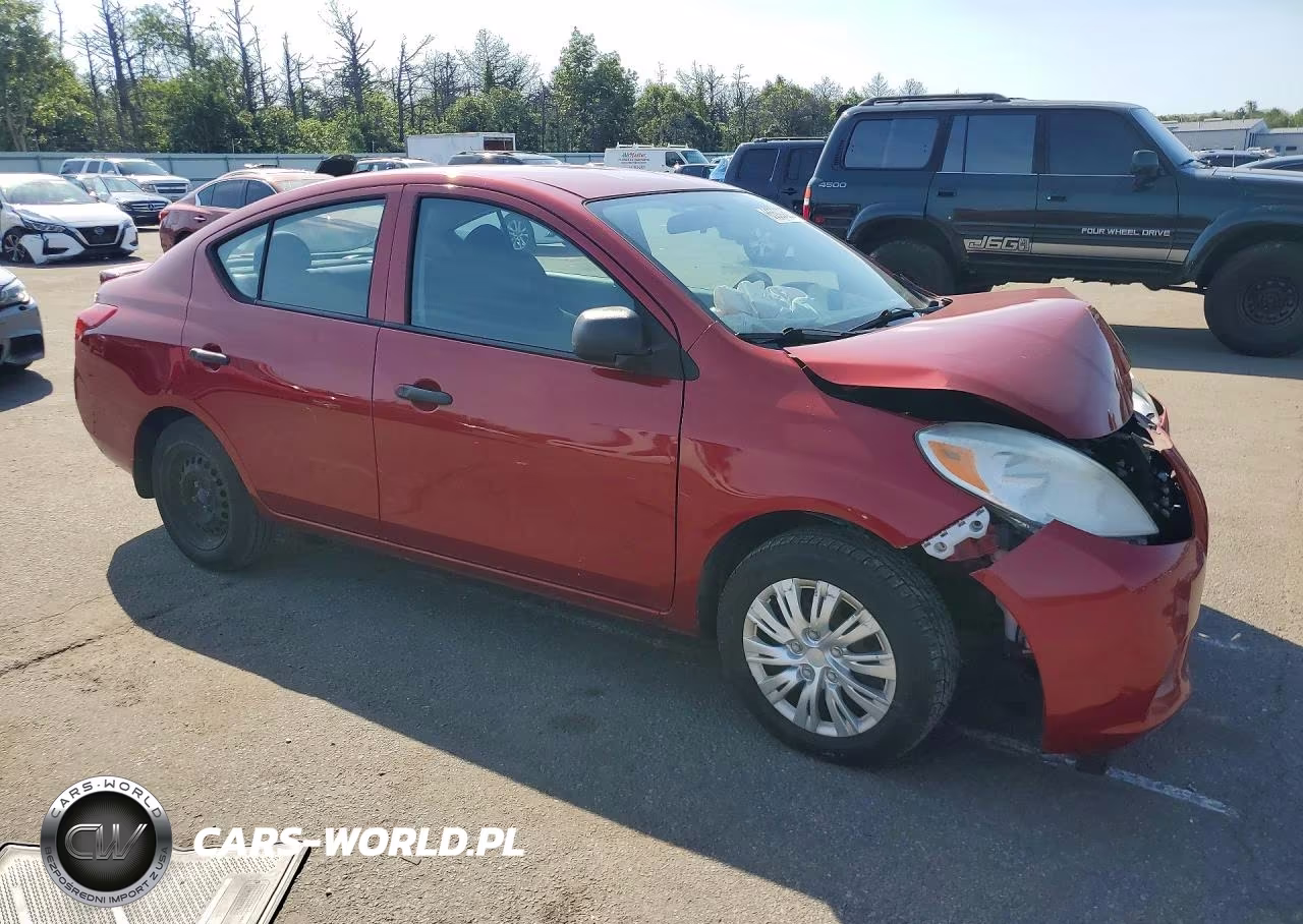 2013 Nissan Versa 1.6 S VIN:3N1CN7AP3DL870839 - 4