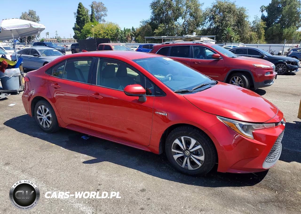 2020 Toyota Corolla Le VIN:JTDEBRBE7LJ026543 - 4