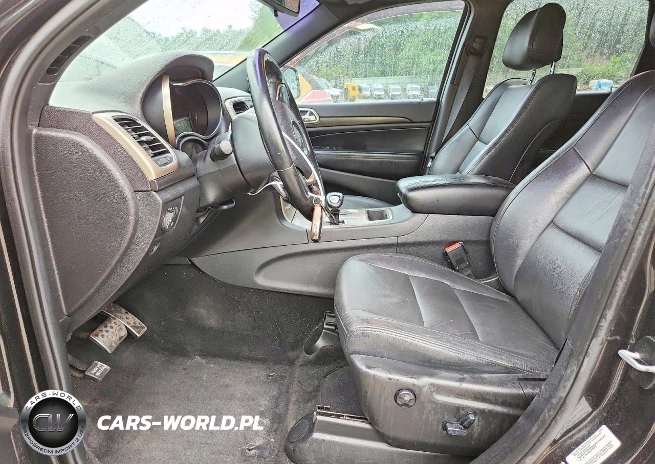 2014 Jeep Grand Cherokee Laredo VIN:1C4RJFAG1EC392365 - 7