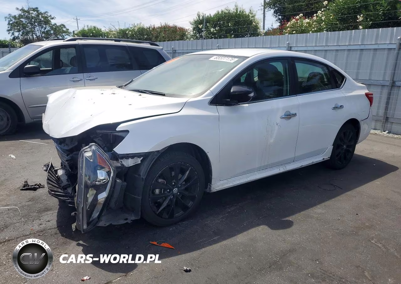 2018 Nissan Sentra Sr – zdjęcie 1 z 12
