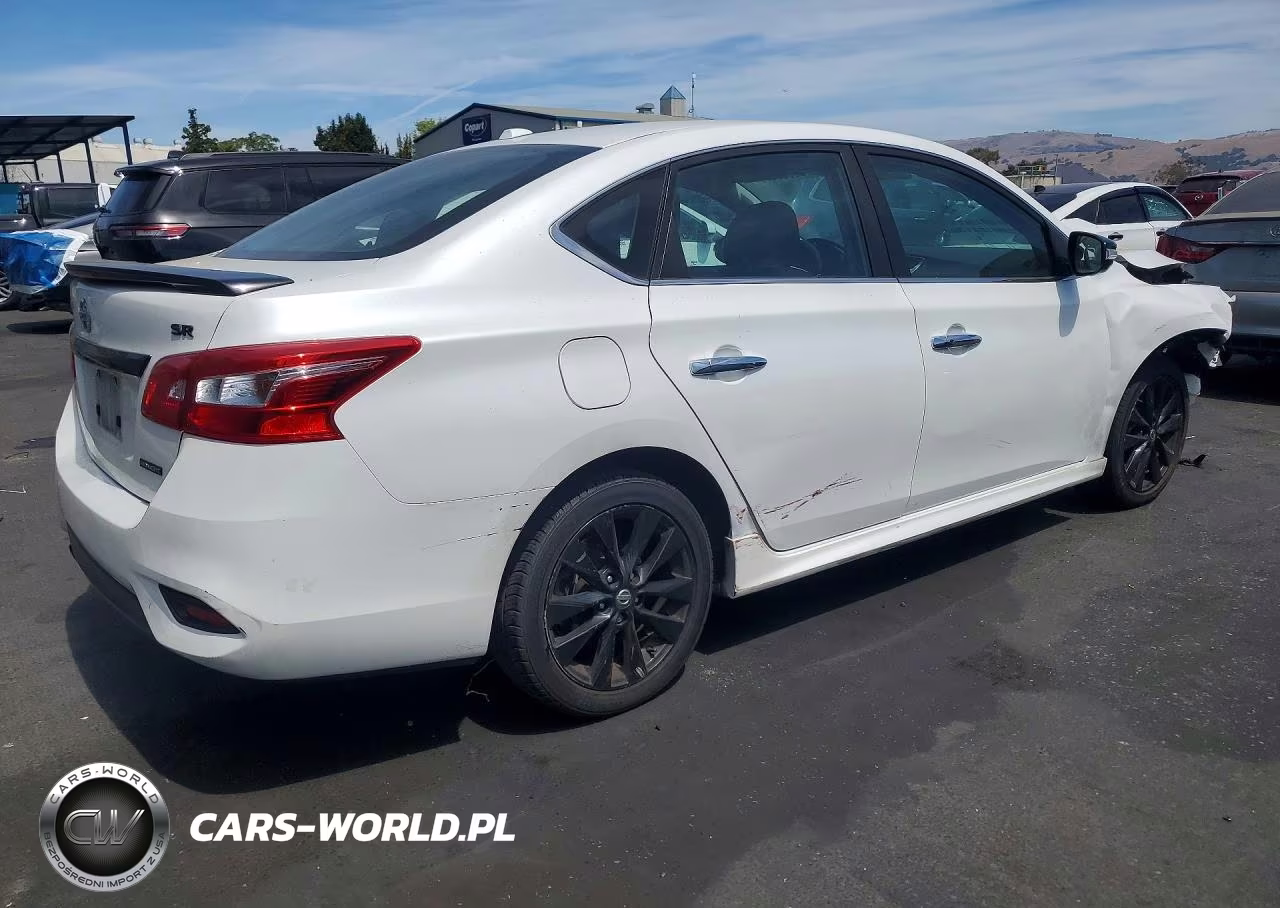 2018 Nissan Sentra Sr VIN:3N1AB7AP4JY249964 - 3