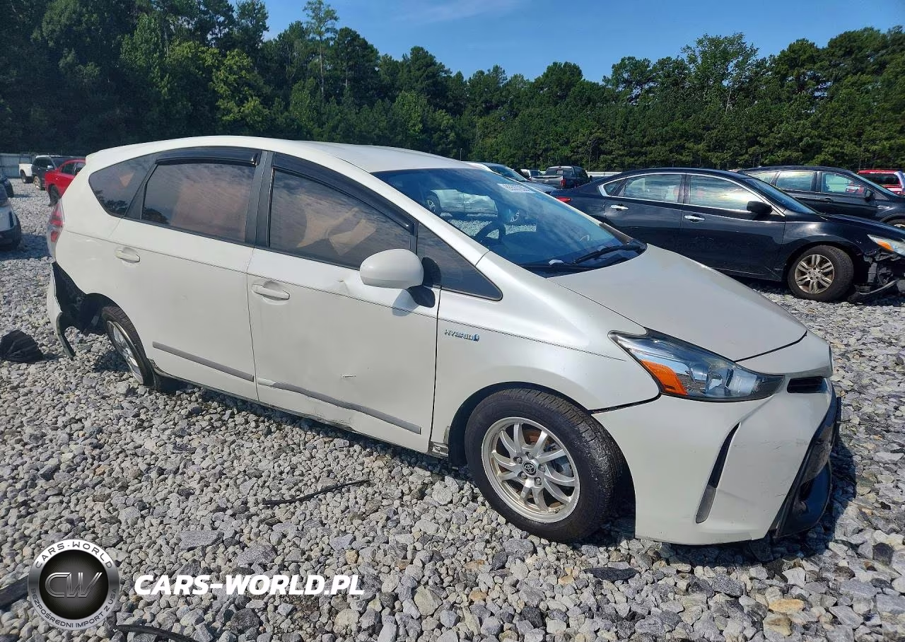 2017 Toyota Prius V Three VIN:JTDZN3EU1HJ067363 - 4