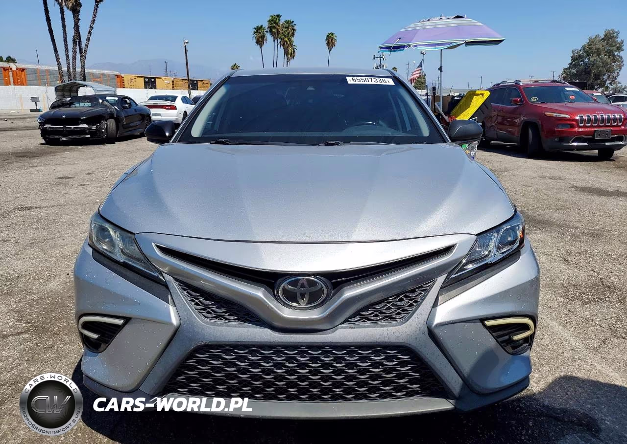 2019 Toyota Camry Se VIN:4T1B11HK3KU284314 - 5