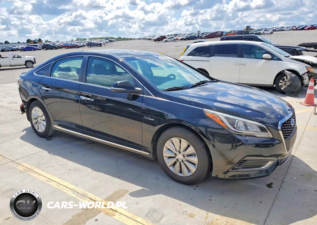 2017 Hyundai Sonata Hybrid Se VIN:KMHE24L17HA060371 - 4