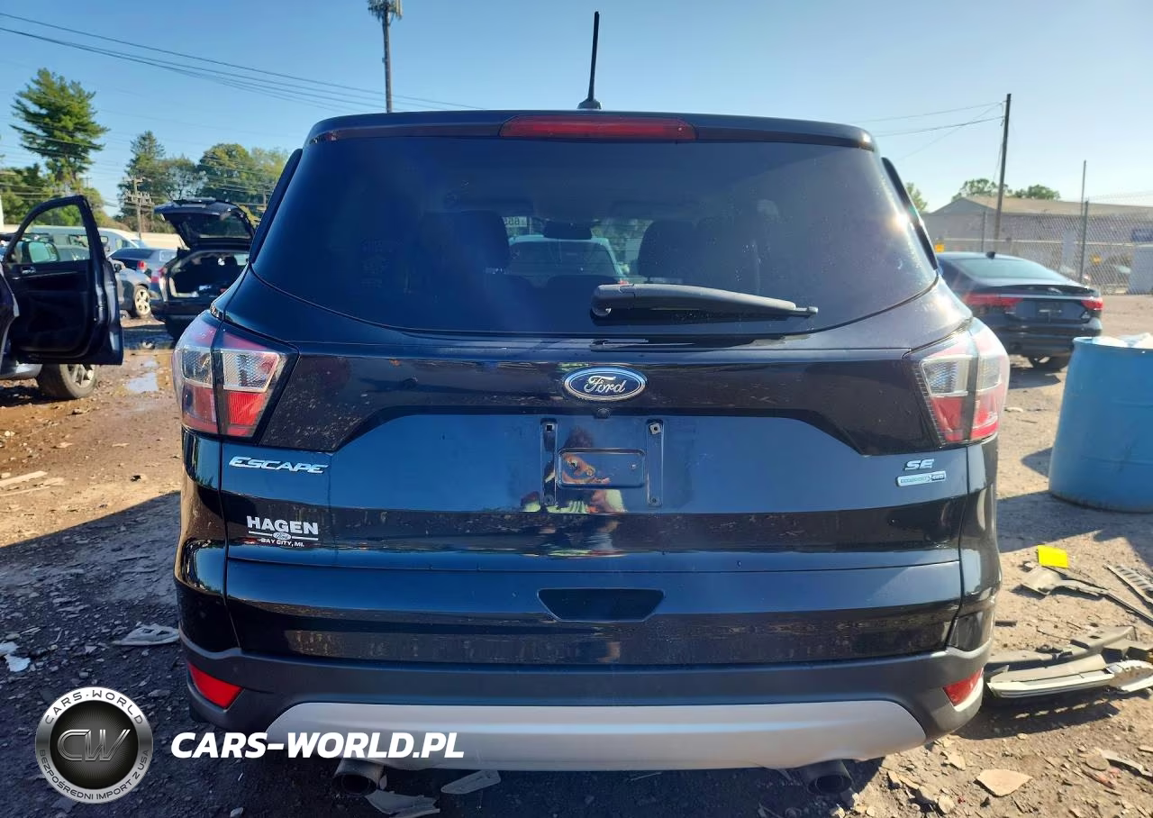 2017 Ford Escape Se VIN:1FMCU9GD4HUC74655 - 6
