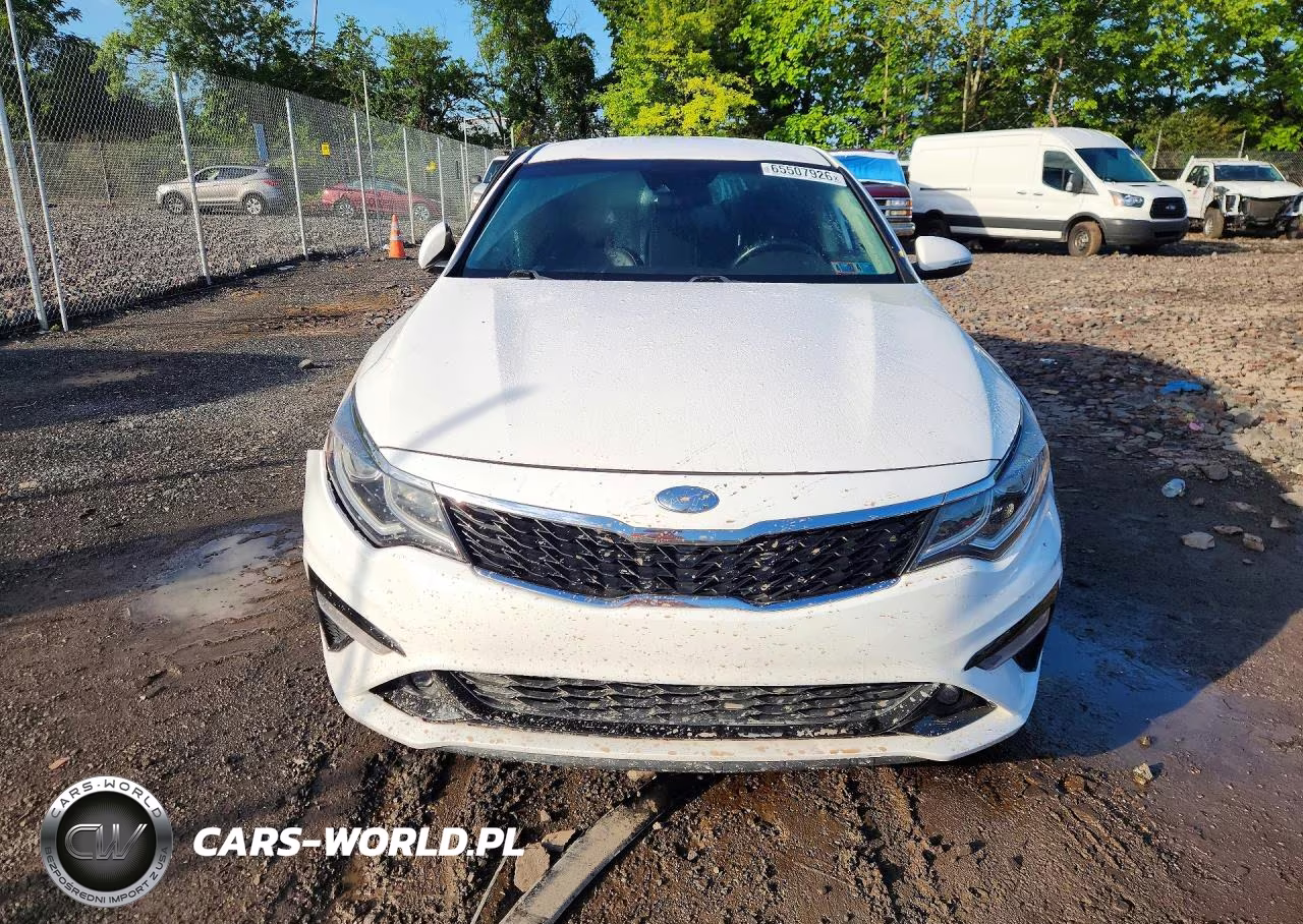 2019 Kia Optima S VIN:5XXGT4L3XKG332497 - 5
