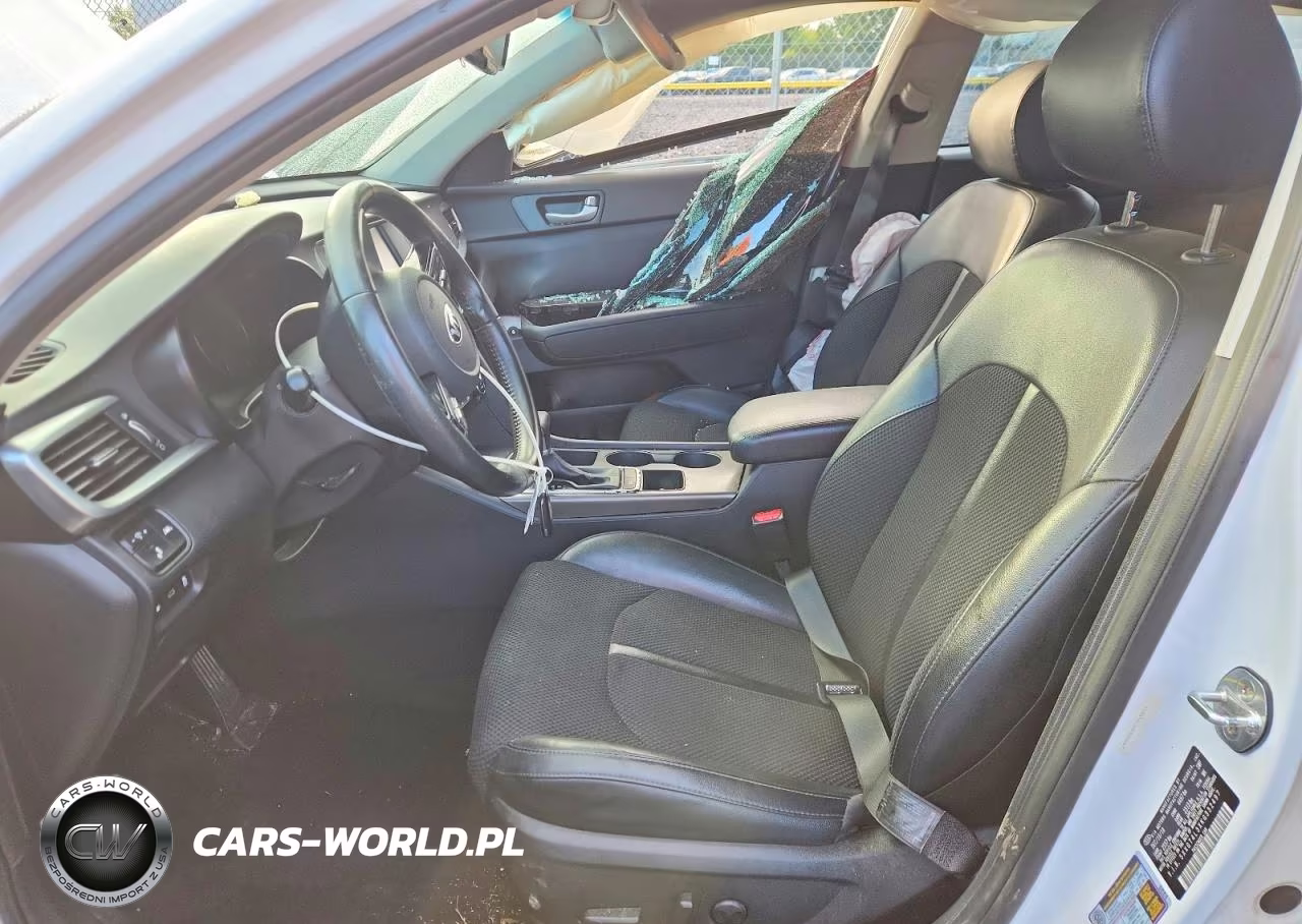 2019 Kia Optima S VIN:5XXGT4L3XKG332497 - 7