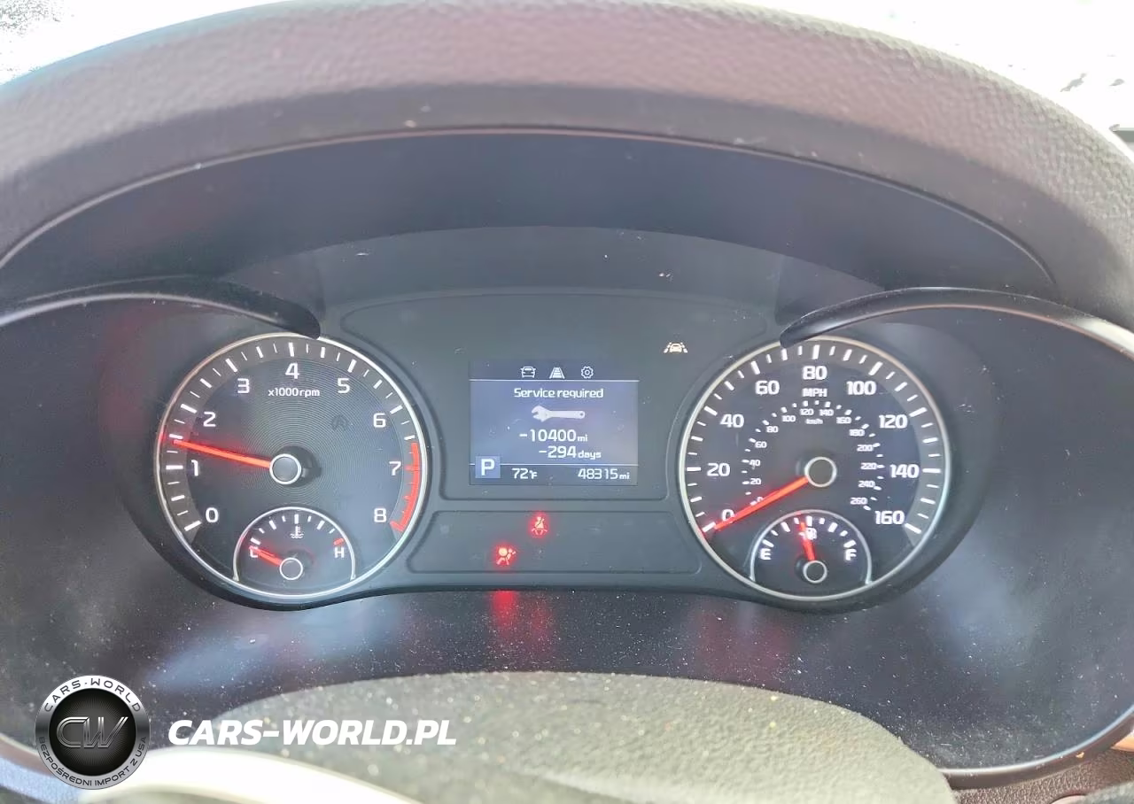 2019 Kia Optima S VIN:5XXGT4L3XKG332497 - 9