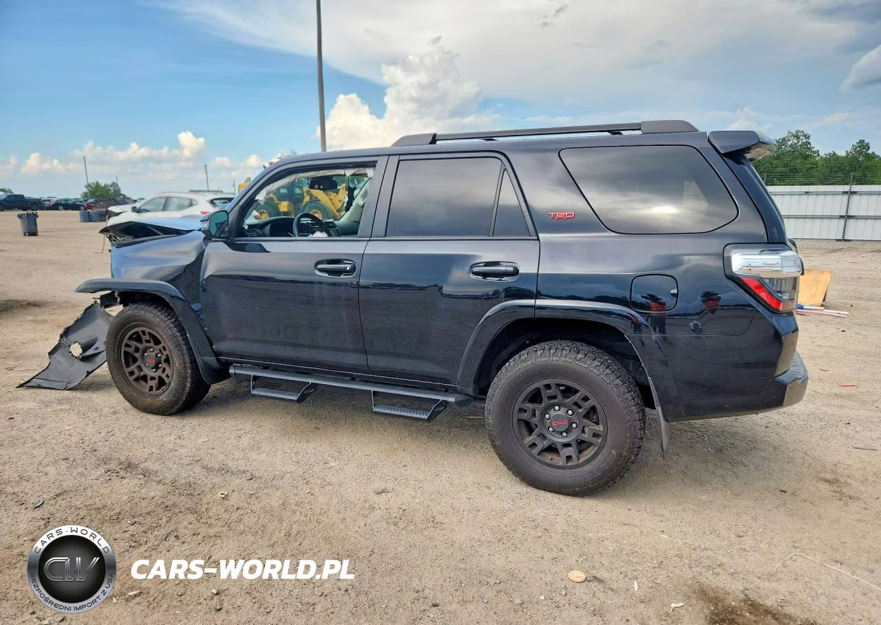 2021 Toyota 4Runner Venture Edition VIN:JTEHU5JR7M5886744 - 2