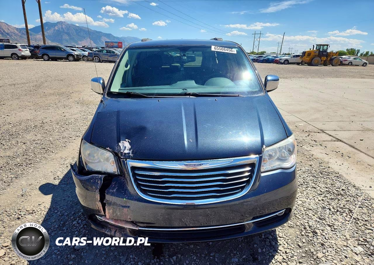 2014 Chrysler Town And Country VIN:2C4RC1CGXER180078 - 5