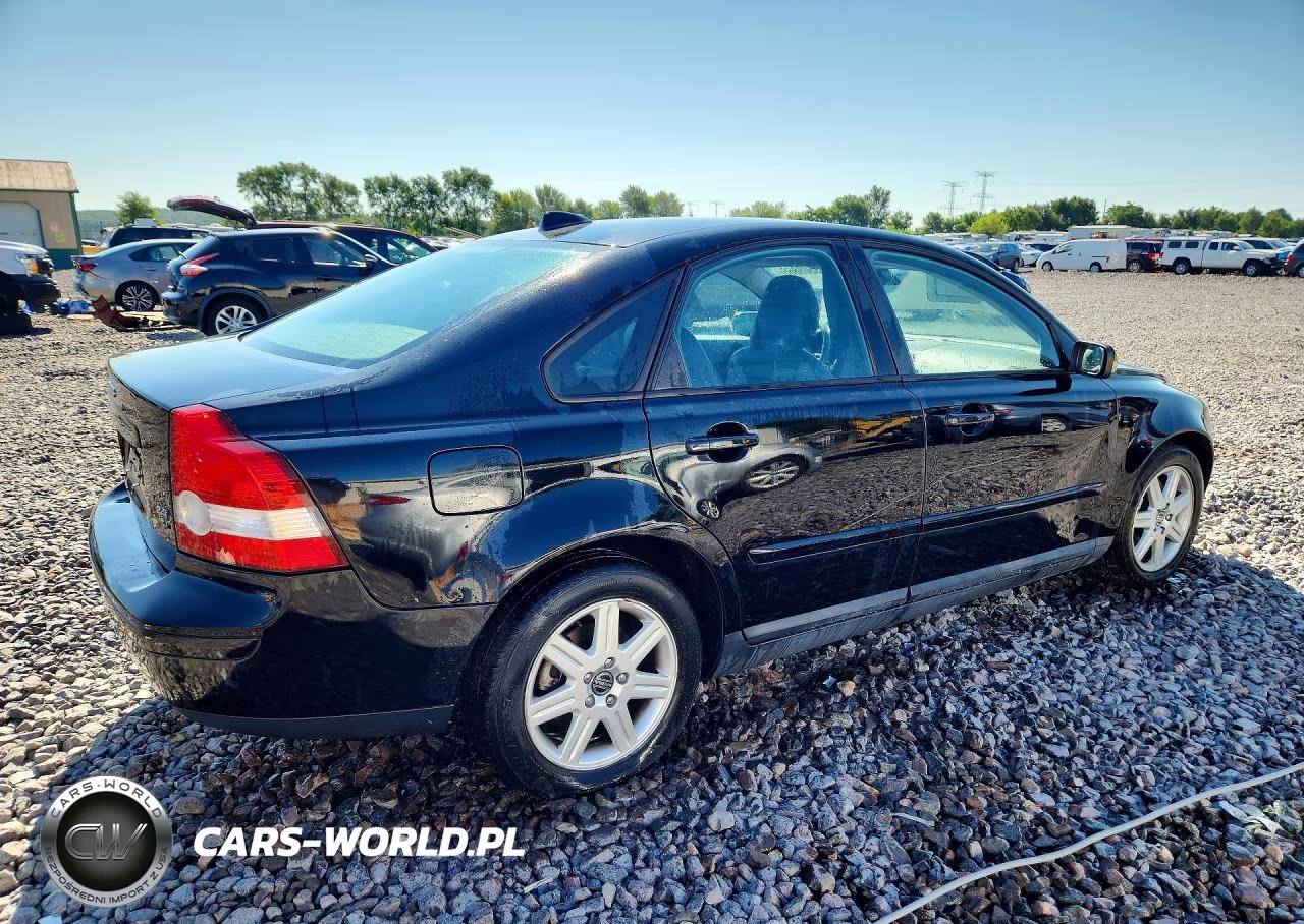 2006 Volvo S40 2.4I VIN:YV1MS382362189429 - 3