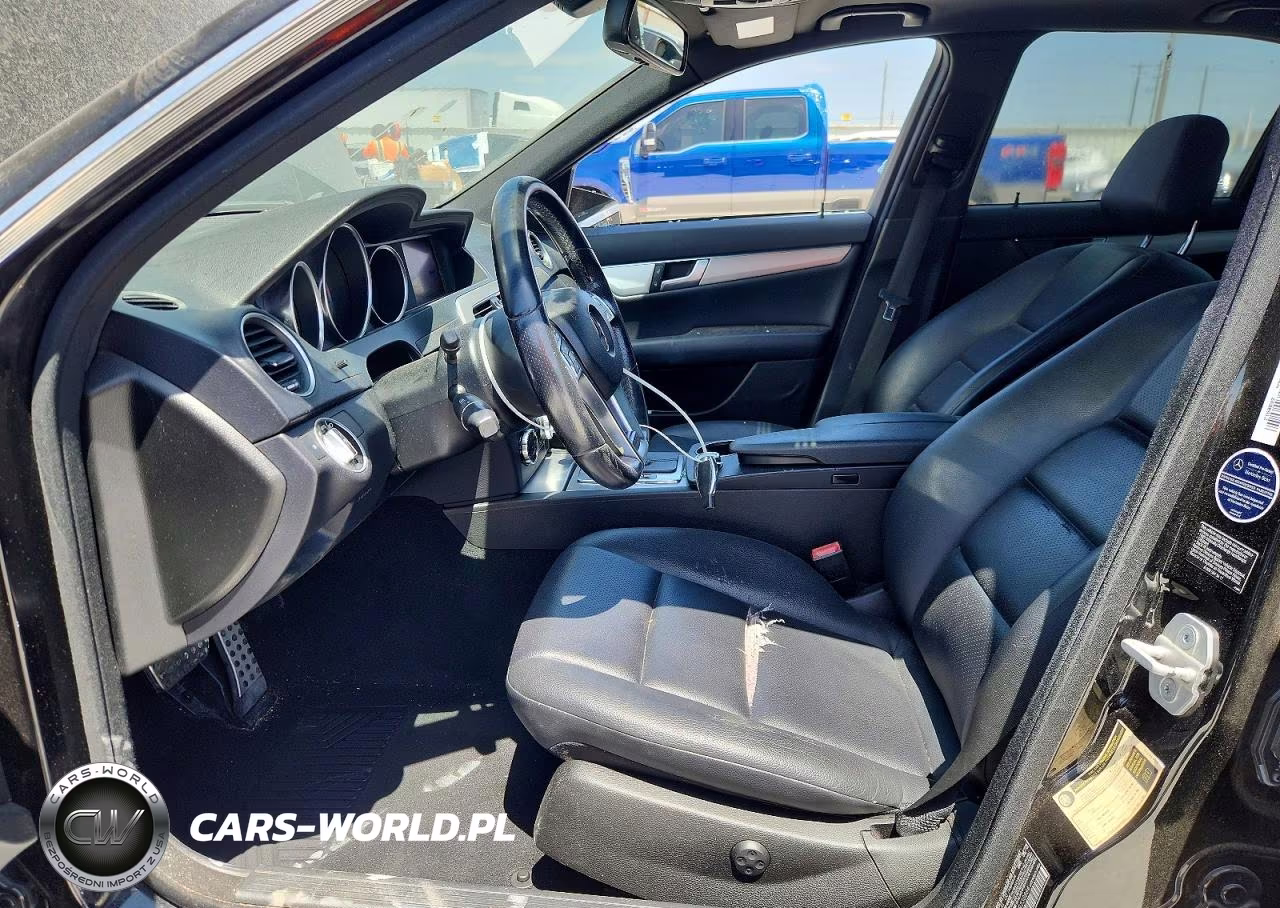 2012 Mercedes-Benz C 250 VIN:WDDGF4HB2CR238884 - 7