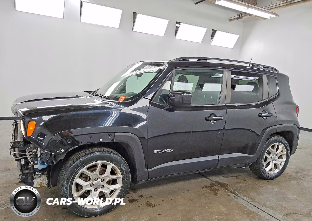 2018 Jeep Renegade Latitude VIN:ZACCJABB8JPJ30096 - 1