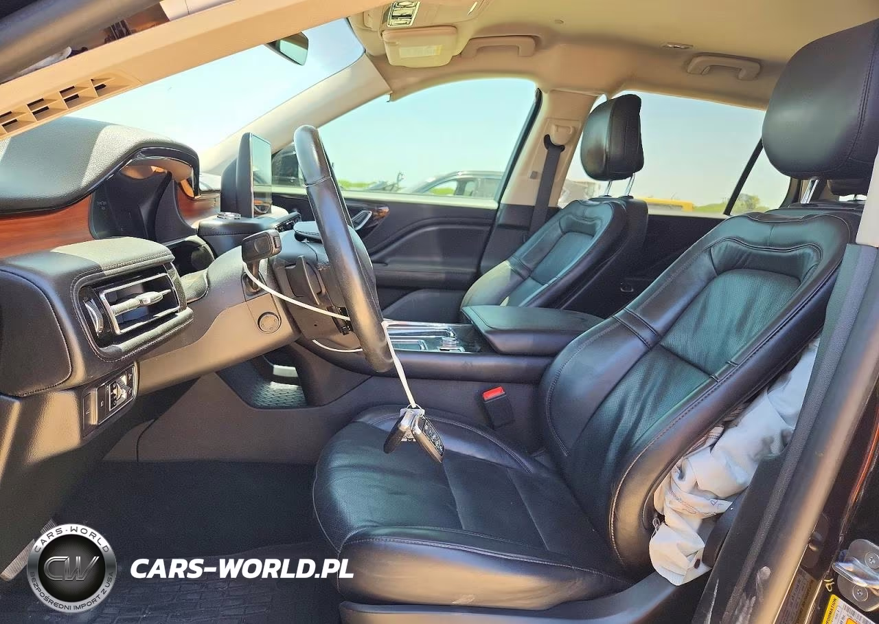 2020 Lincoln Aviator Reserve VIN:5LM5J7XC6LGL13196 - 7