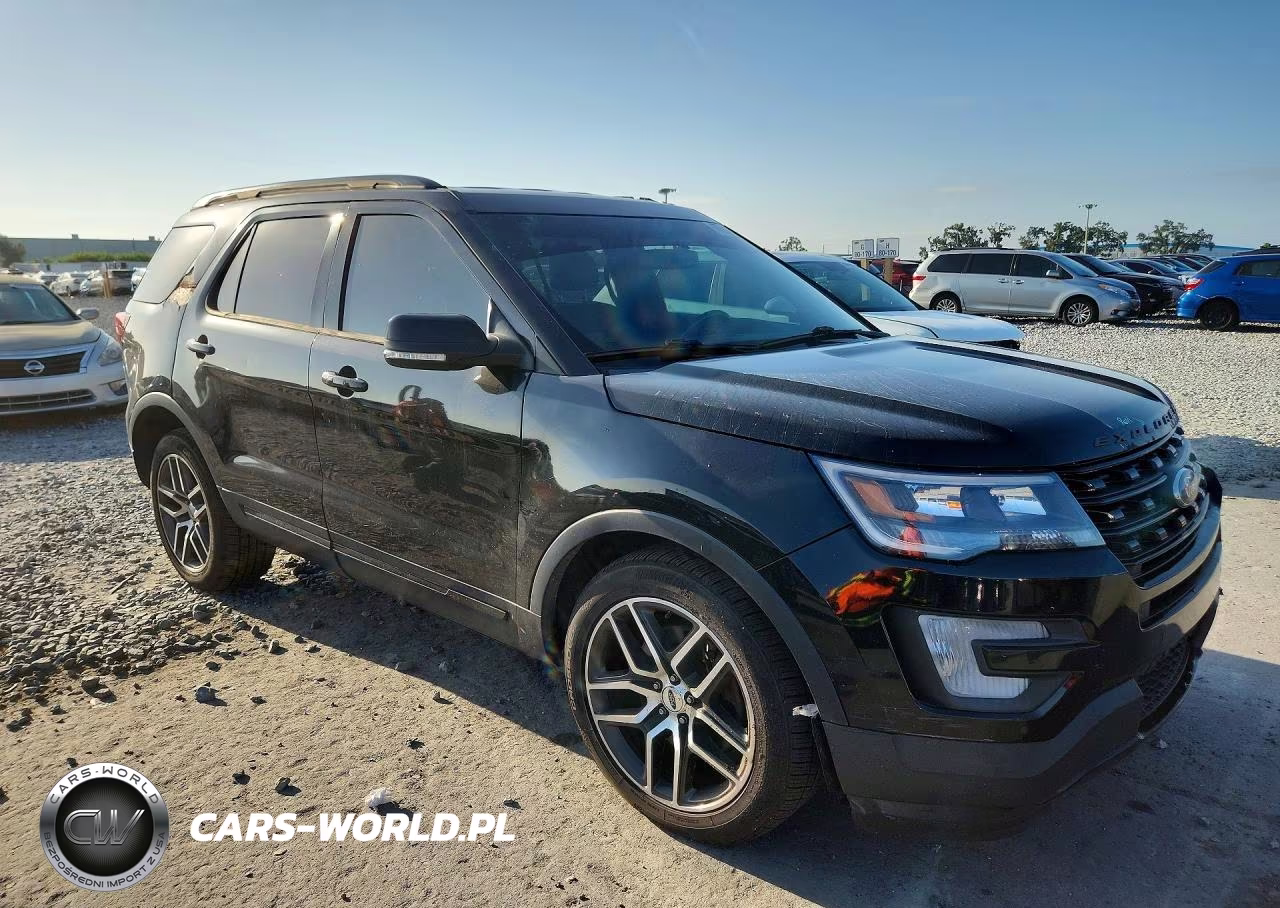 2016 Ford Explorer Sport VIN:1FM5K8GT2GGC56555 - 4