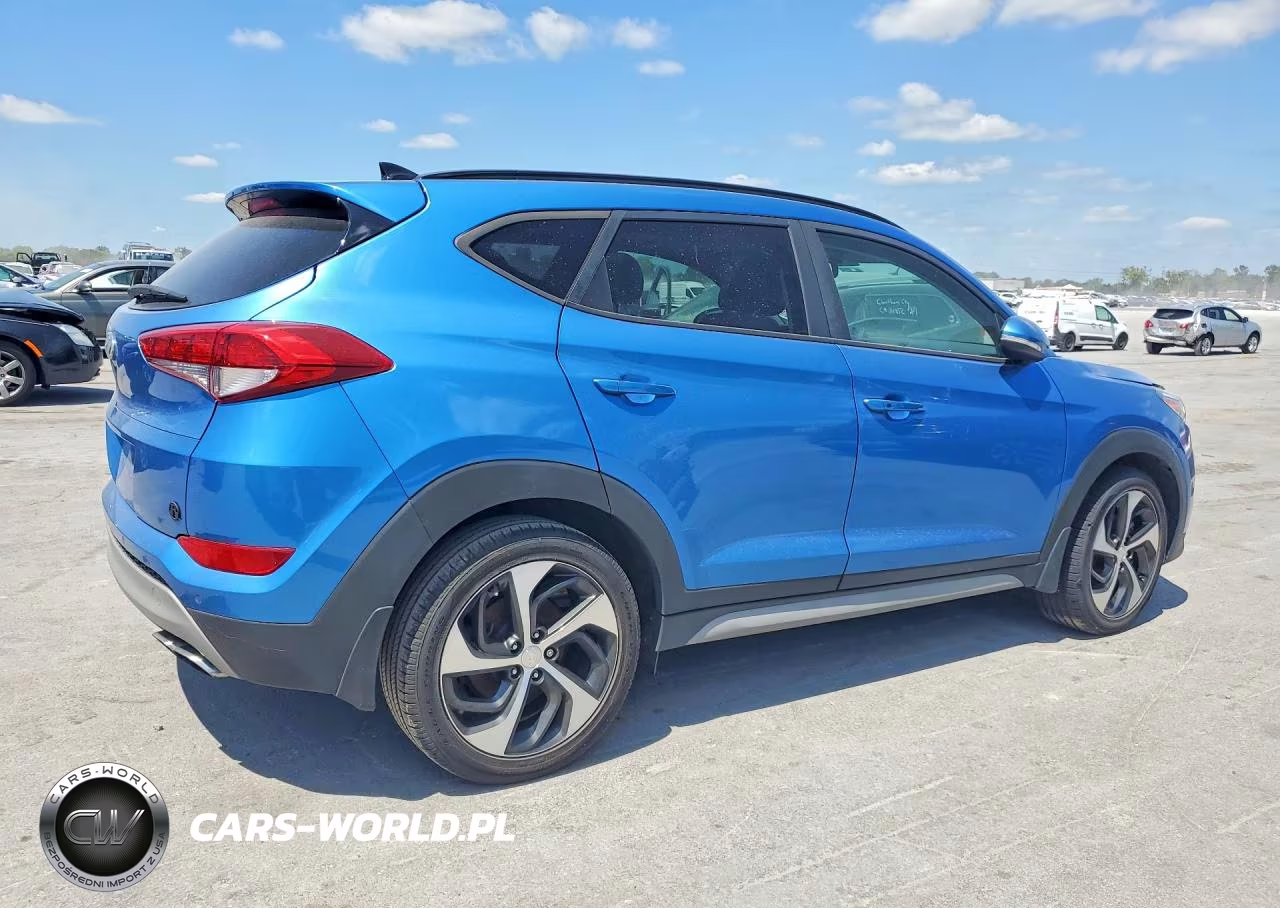 2018 Hyundai Tucson Value VIN:KM8J33A24JU734255 - 3