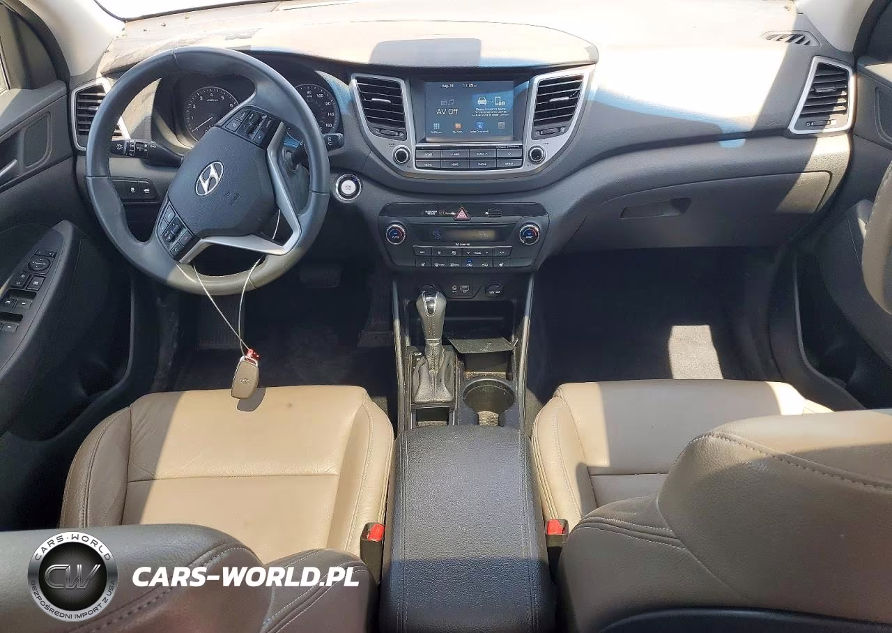 2018 Hyundai Tucson Value VIN:KM8J33A24JU734255 - 8