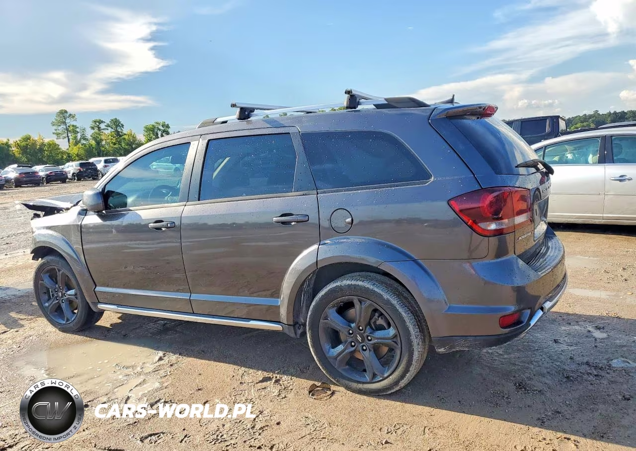 2019 Dodge Journey Crossroad VIN:3C4PDCGG0KT717334 - 2