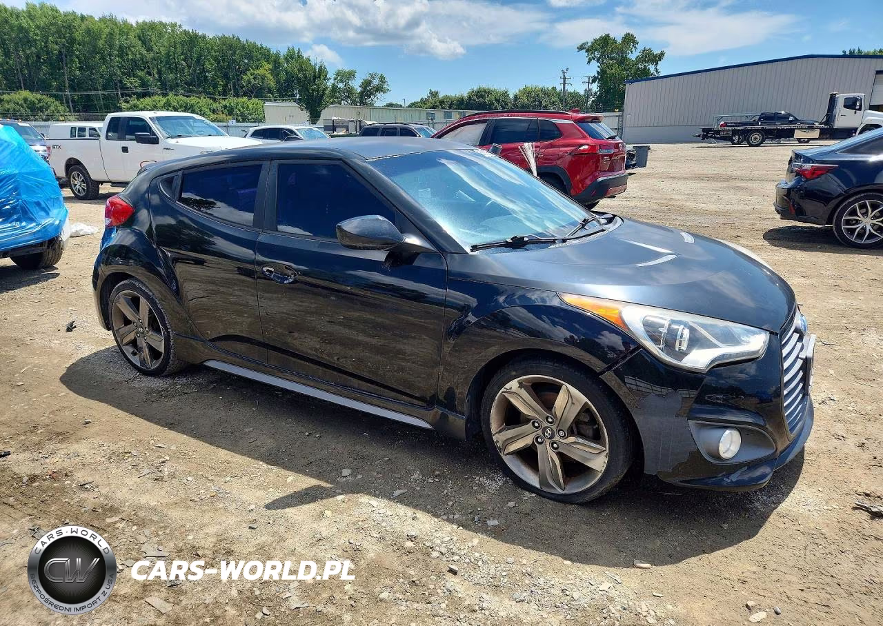 2015 Hyundai Veloster Turbo R-Spec VIN:KMHTC6AE6FU232214 - 4