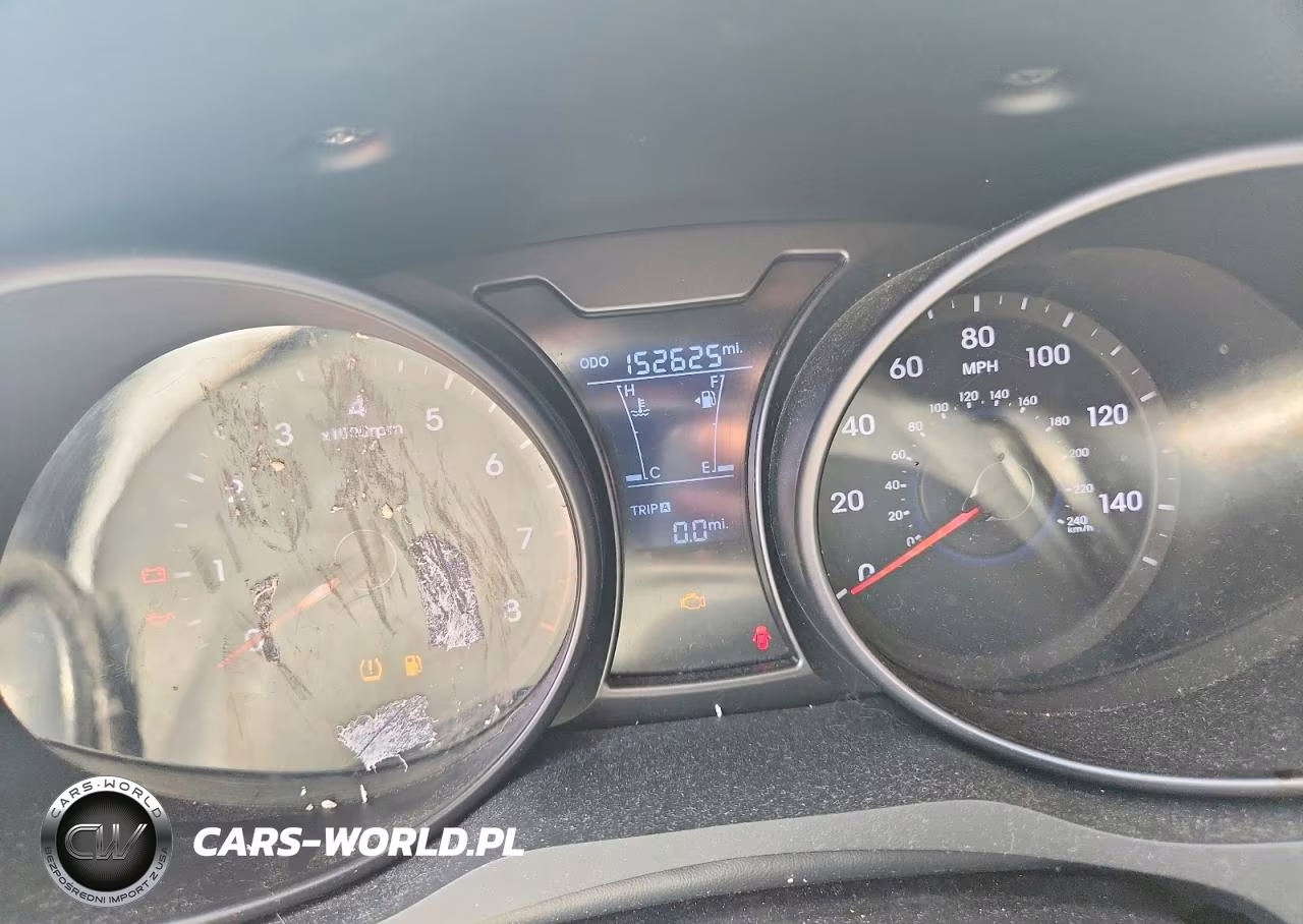 2015 Hyundai Veloster Turbo R-Spec VIN:KMHTC6AE6FU232214 - 9
