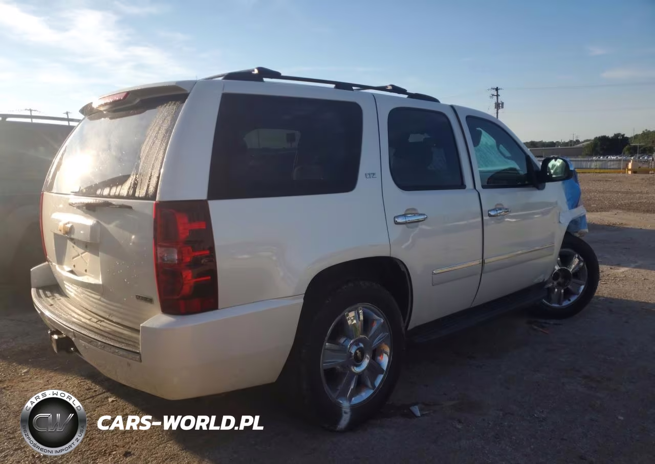 2010 Chevrolet Tahoe K1500 Ltz VIN:1GNUKCE0XAR184809 - 3