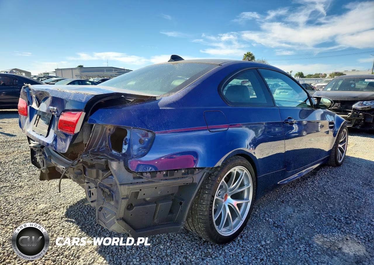 2011 BMW M3 VIN:WBSKG9C57BE646246 - 3