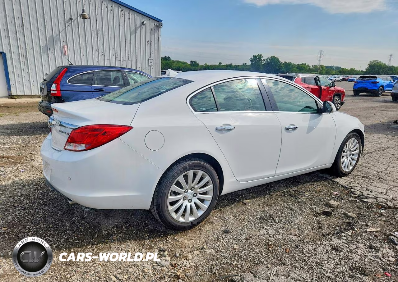 2013 Buick Regal Premium VIN:2G4GS5EVXD9157696 - 3