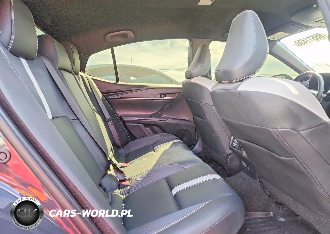 2026 Toyota Camry Se VIN:4T1DAACK4TU219117 - 10