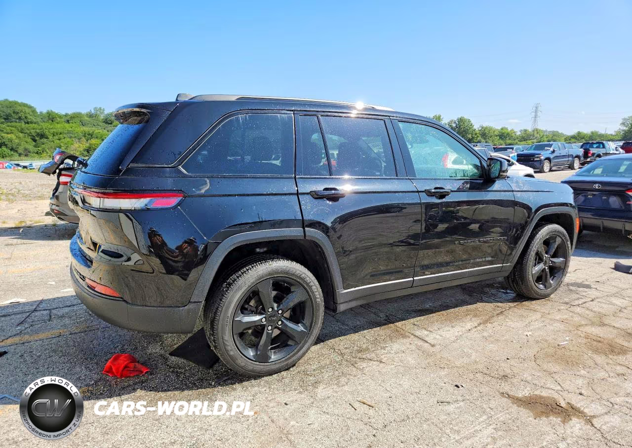2024 Jeep Grand Cherokee Laredo VIN:1C4RJHAG5RC706083 - 3