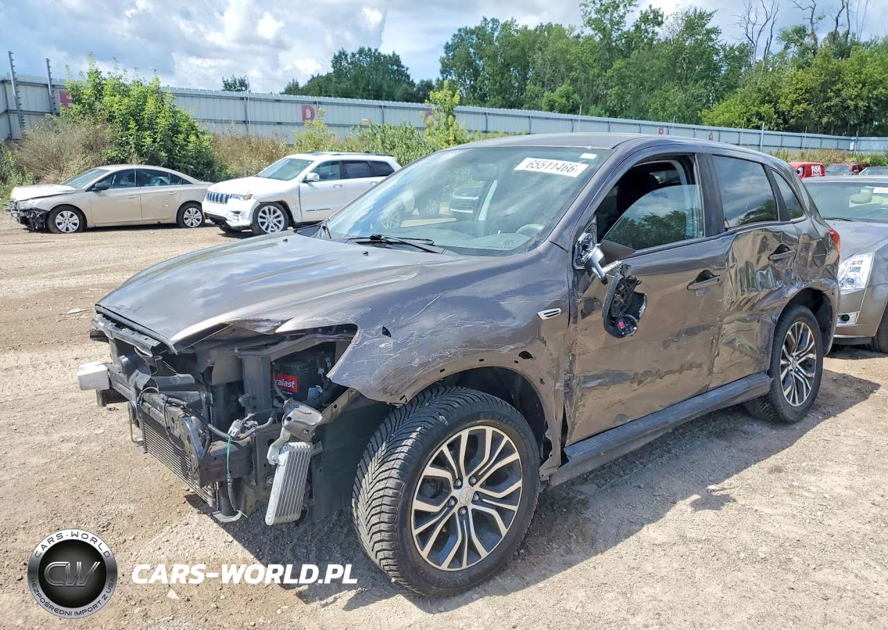 2019 Mitsubishi Outlander Sport Es – zdjęcie 1 z 14