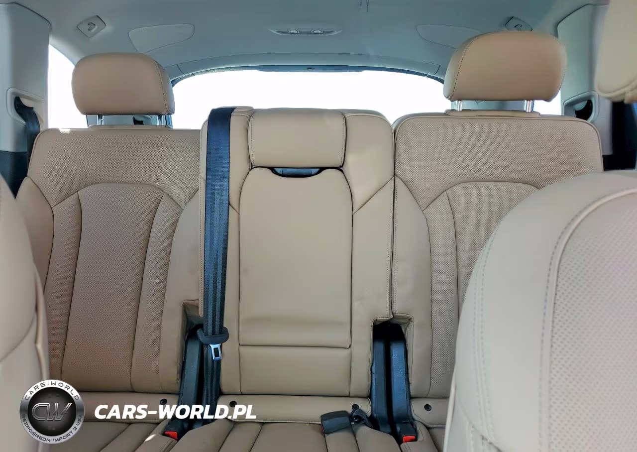 2026 Audi Q7 Prestige VIN:WA1VVBF7XTD009996 - 10