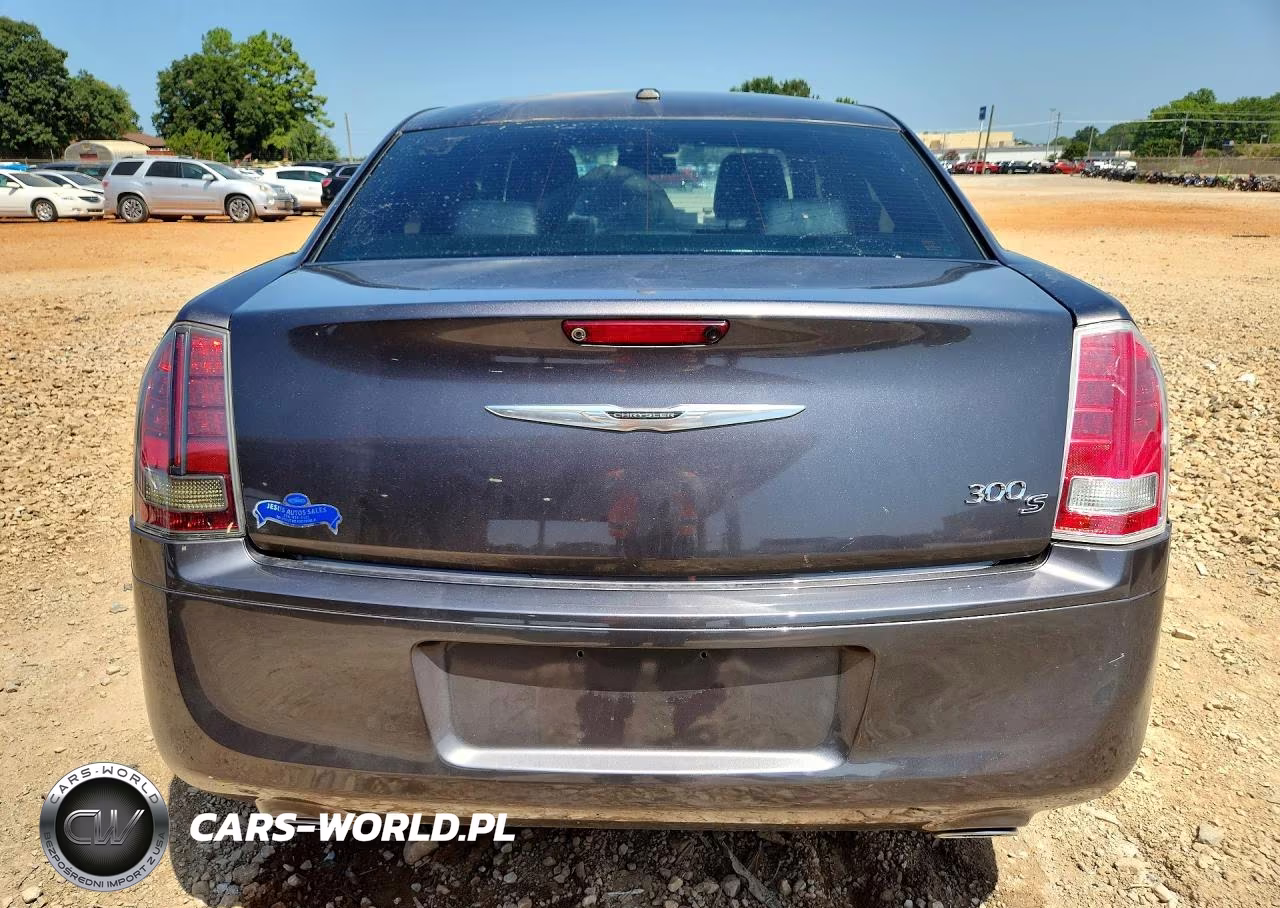 2014 Chrysler 300 S VIN:2C3CCABG9EH355535 - 6