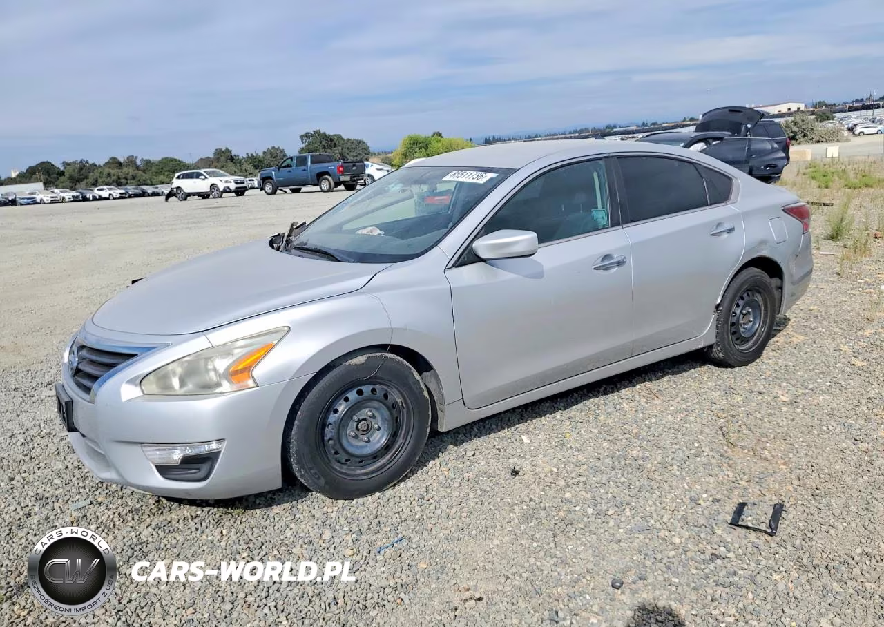 2015 Nissan Altima 2.5 S – zdjęcie 1 z 12