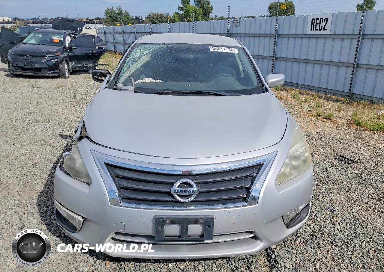 2015 Nissan Altima 2.5 S VIN:1N4AL3AP7FC466272 - 5