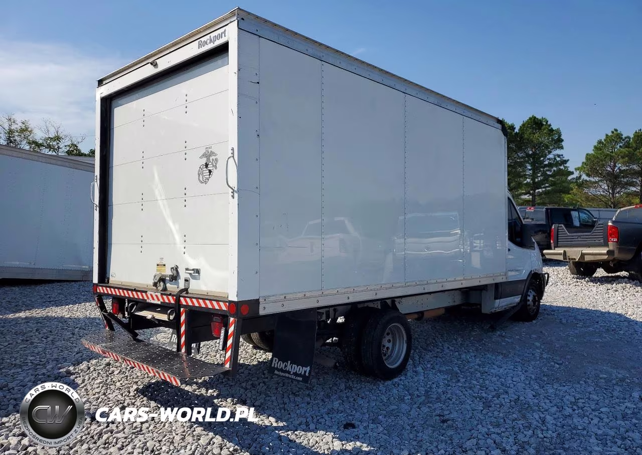 2022 Ford Transit Box Truck VIN:1FDBF6P82NKA07917 - 3