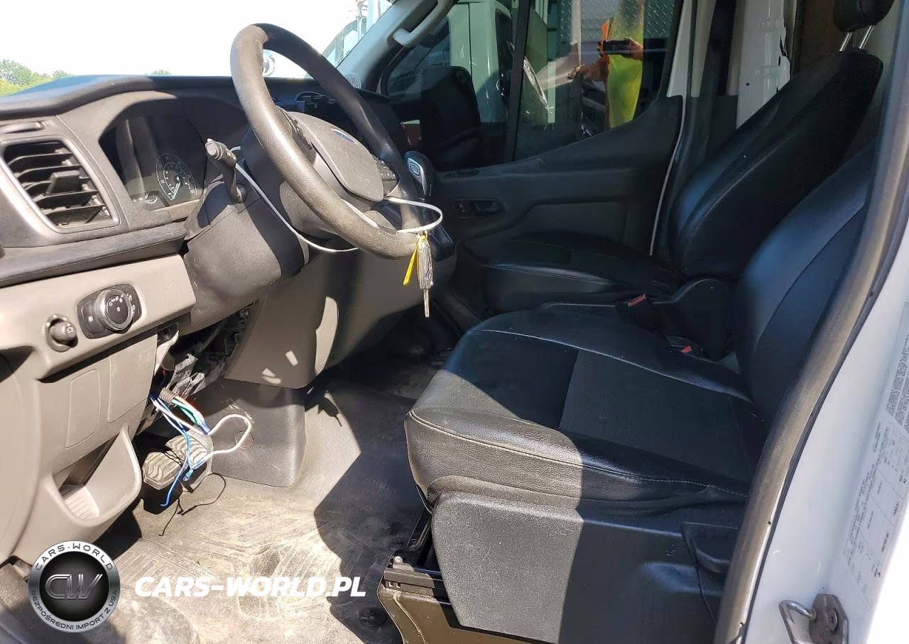 2022 Ford Transit Box Truck VIN:1FDBF6P82NKA07917 - 7