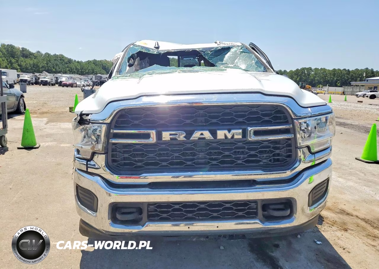 2022 Ram 2500 VIN:3C6UR5CL8NG325418 - 5