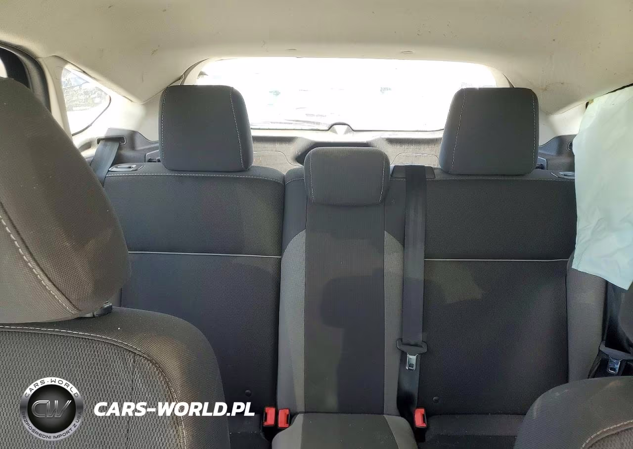 2014 Ford Focus VIN:1FADP3K24EL152923 - 10