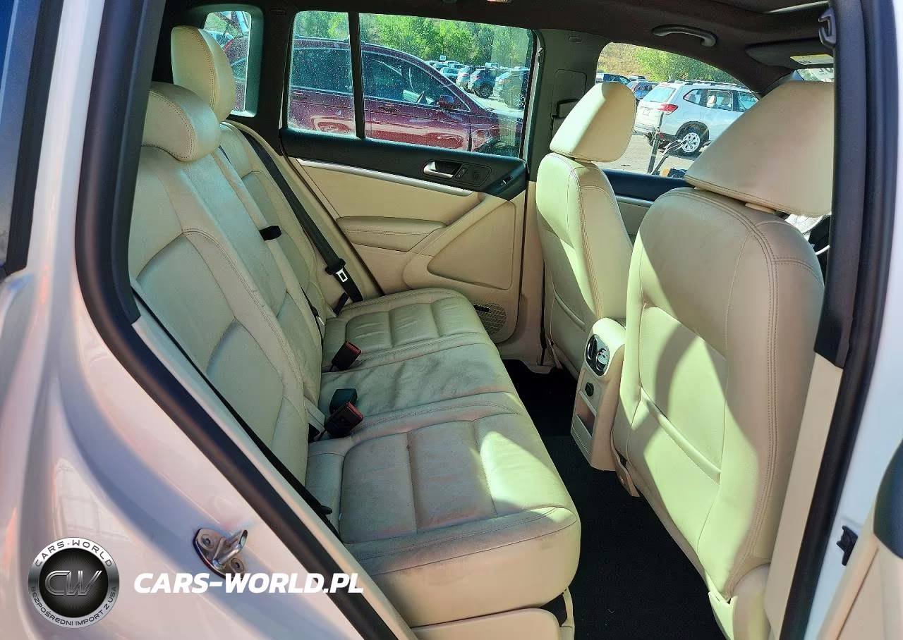2014 Volkswagen Tiguan S VIN:WVGBV3AX7EW095311 - 11