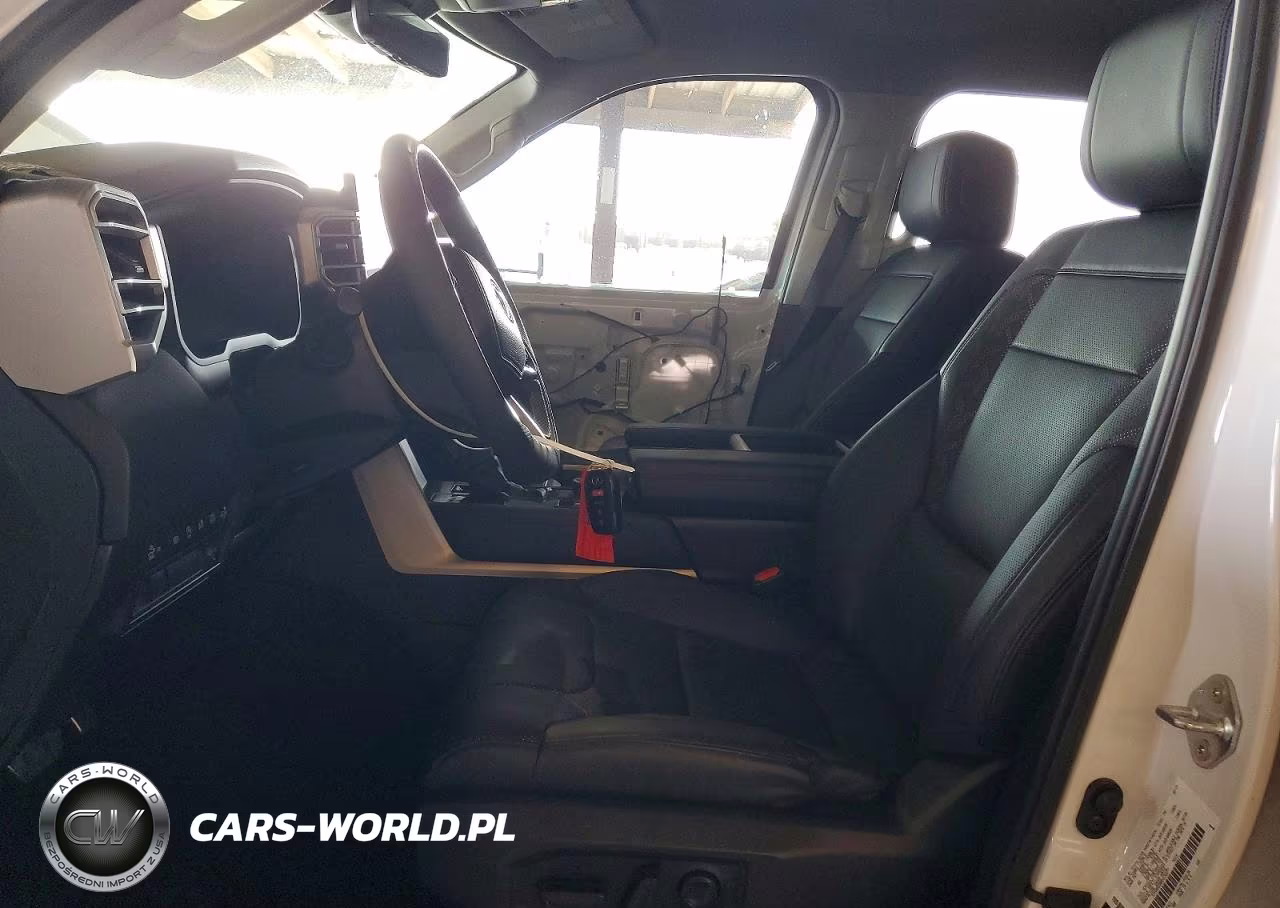 2024 Toyota Tundra Limited VIN:5TFWA5DB0RX236877 - 7
