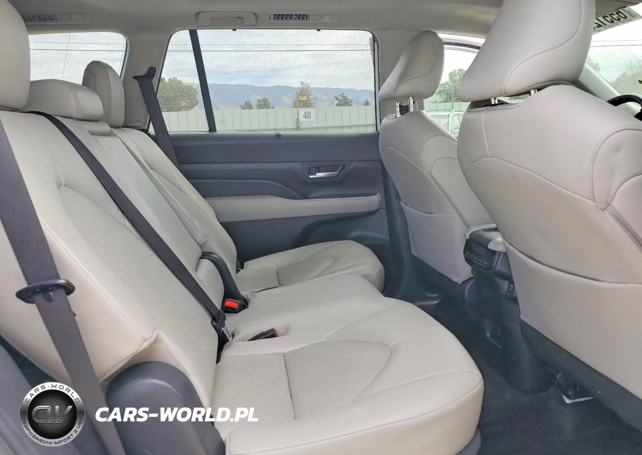 2024 Toyota Grand Highlander Hybrid Xle VIN:5TDACAB50RS000813 - 11