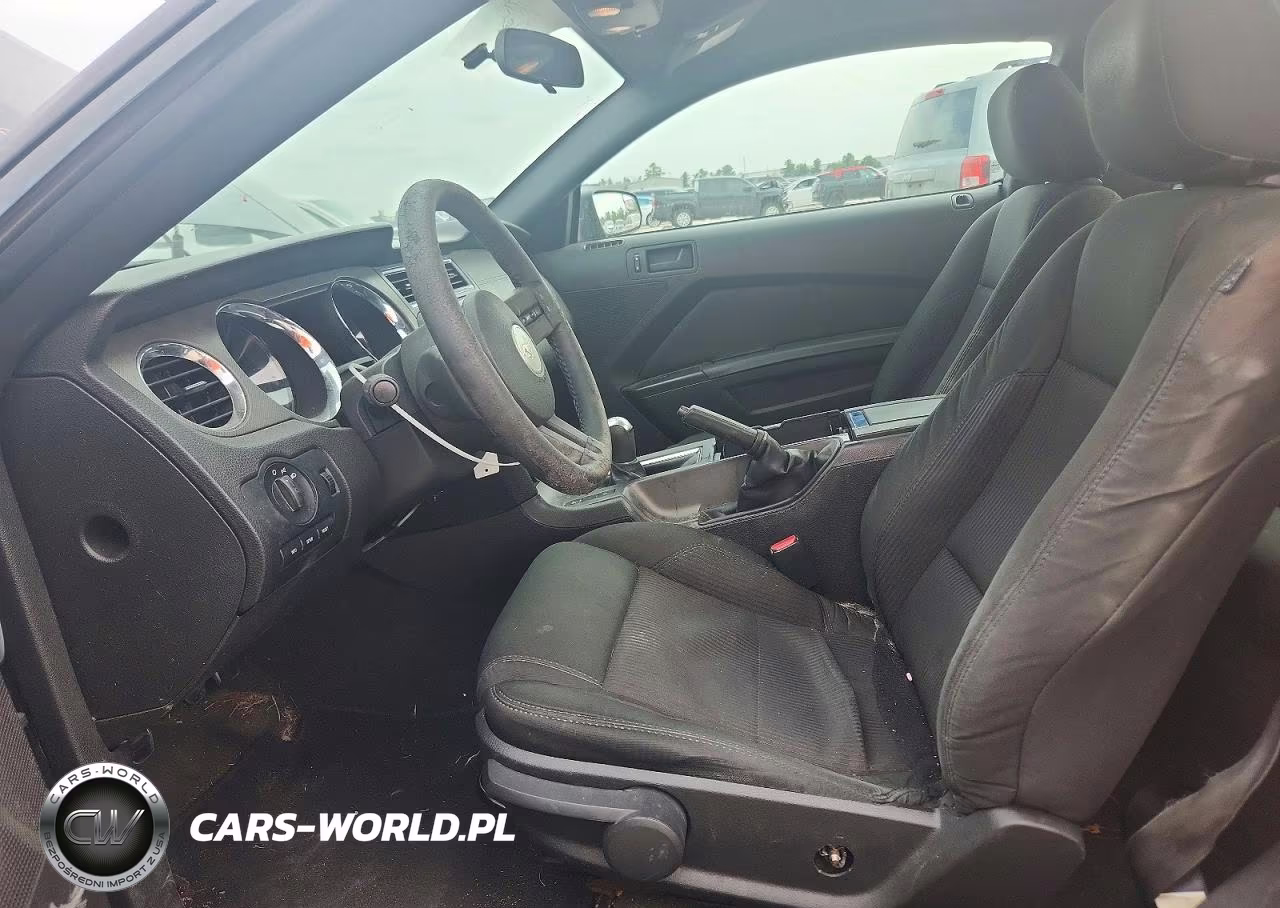 2011 Ford Mustang Base VIN:1ZVBP8AM9B5130592 - 7