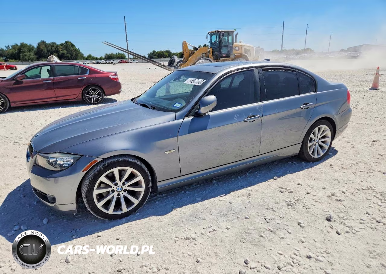 2011 BMW 328 I – zdjęcie 1 z 12