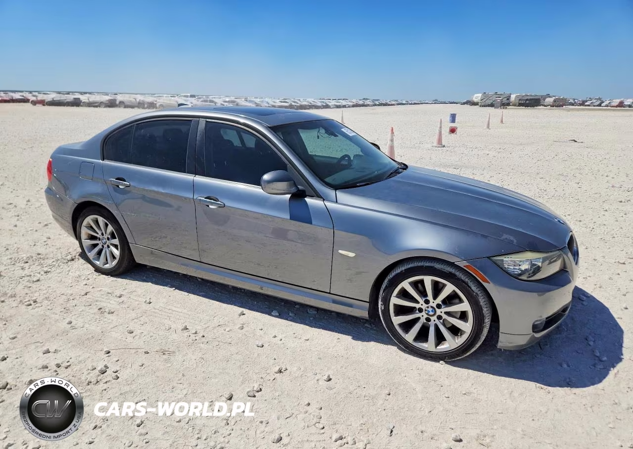 2011 BMW 328 I VIN:WBAPH7G54BNN03275 - 4