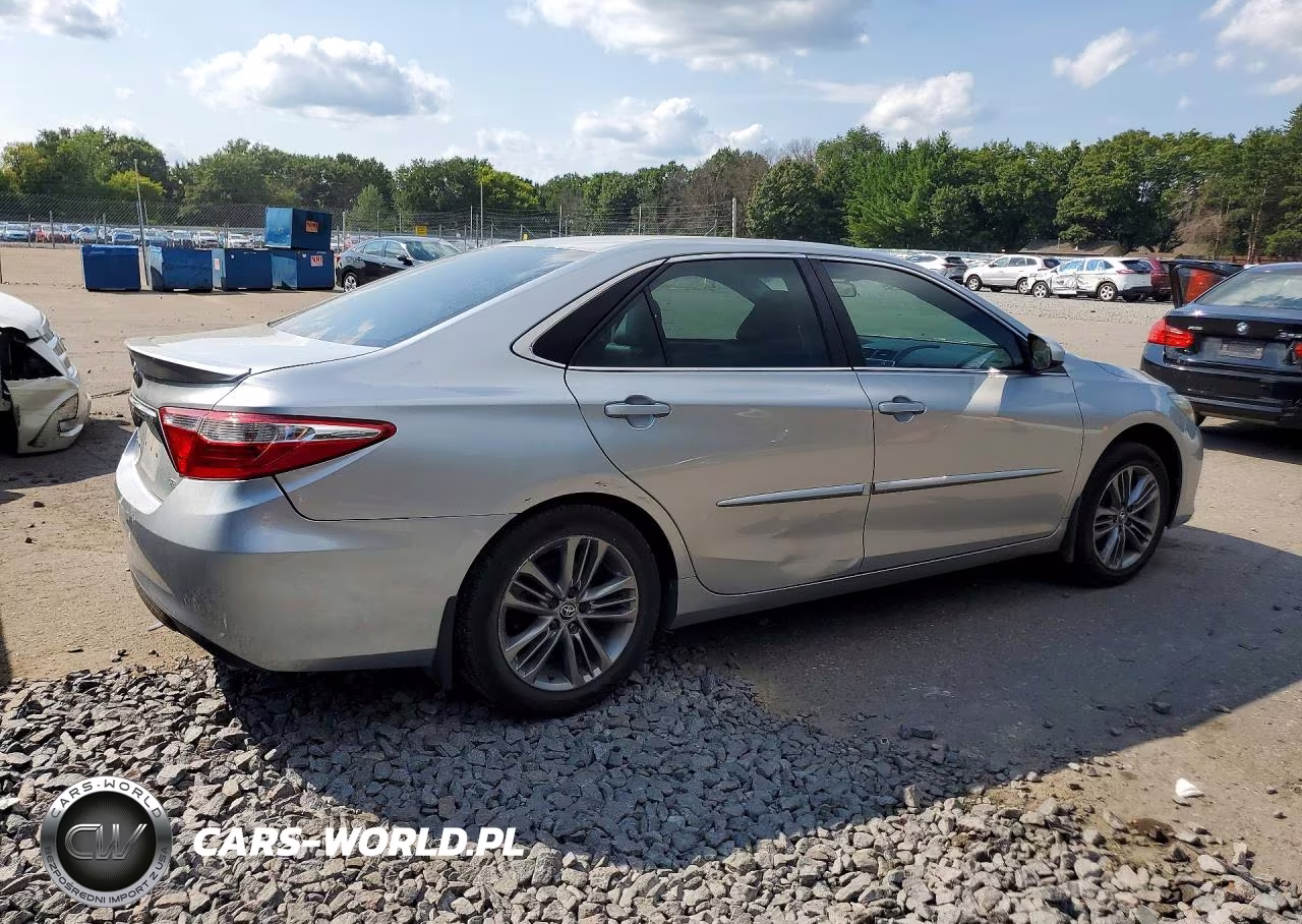 2017 Toyota Camry Se VIN:4T1BF1FK9HU280748 - 3