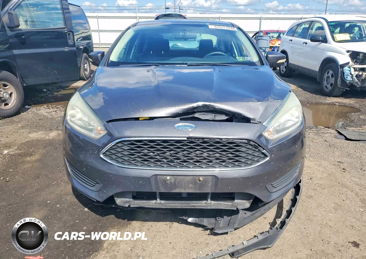 2015 Ford Focus Se VIN:1FADP3F28FL200502 - 5
