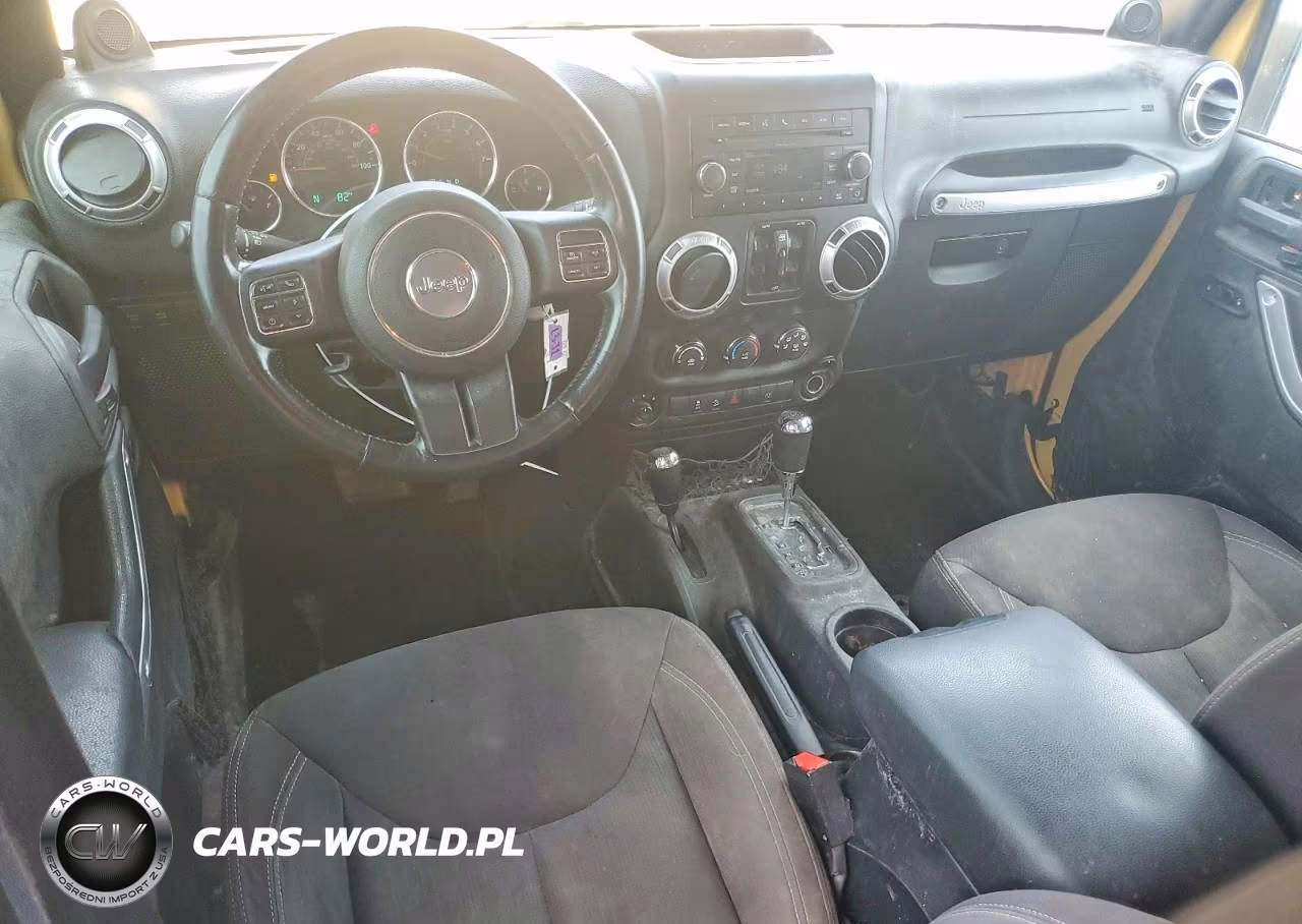 2014 Jeep Wrangler Unlimited Rubicon VIN:1C4BJWFG5EL101375 - 8
